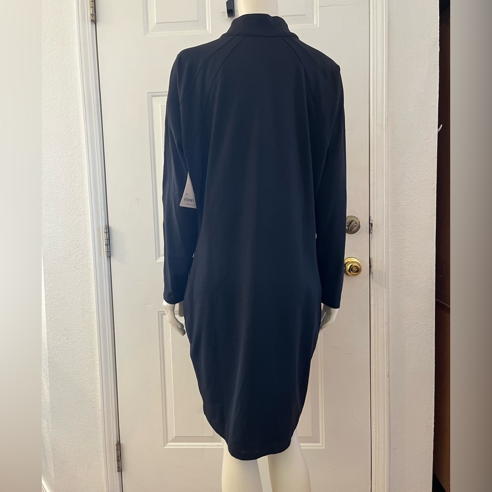 Athleta Woman's Plus-Size Black Delancey Skyline Dress Sz 1x - Picture 4 of 14